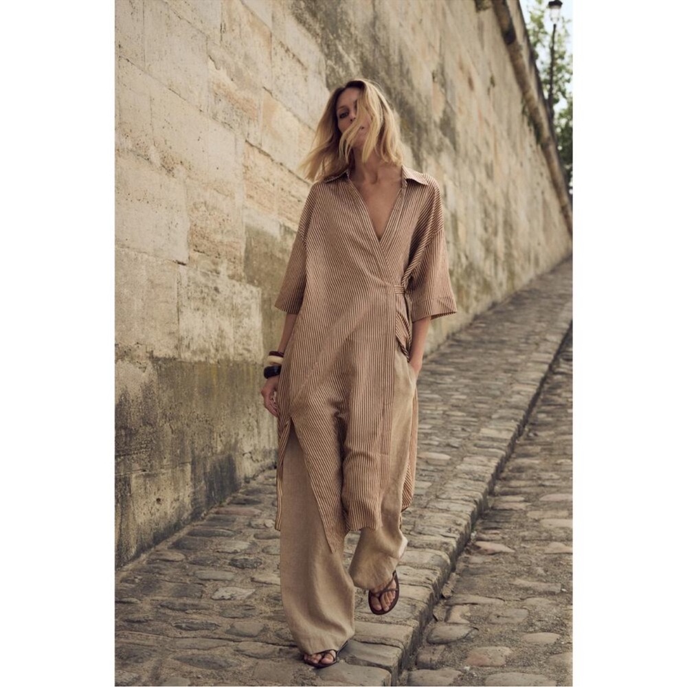 Elegant Tan dress